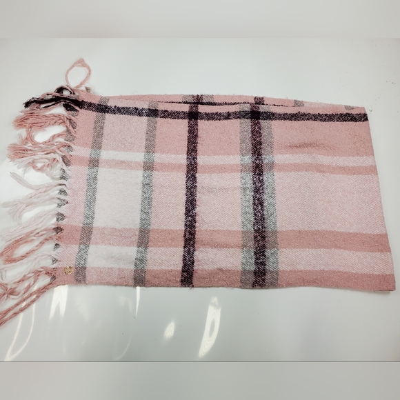 Calvin Klein Pink Plaid Blanket Scarf - Picture 2 of 4